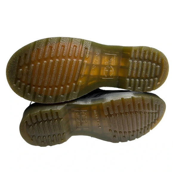 Dr. Martens Women's 1460 Pascal Boot in Black.  Sz: 6 - Picture 12 of 13